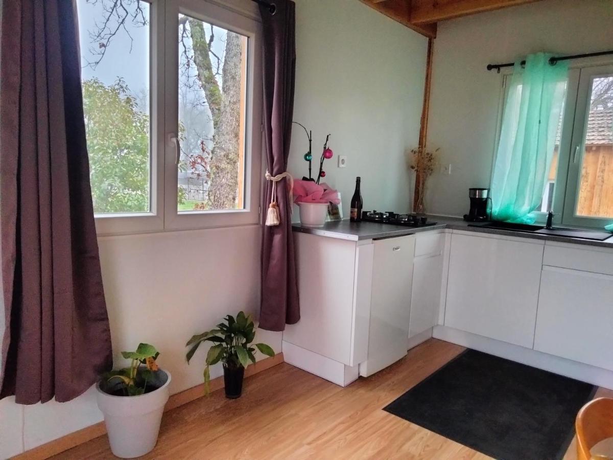 Camping Les Paillotes Payrac Bagian luar foto