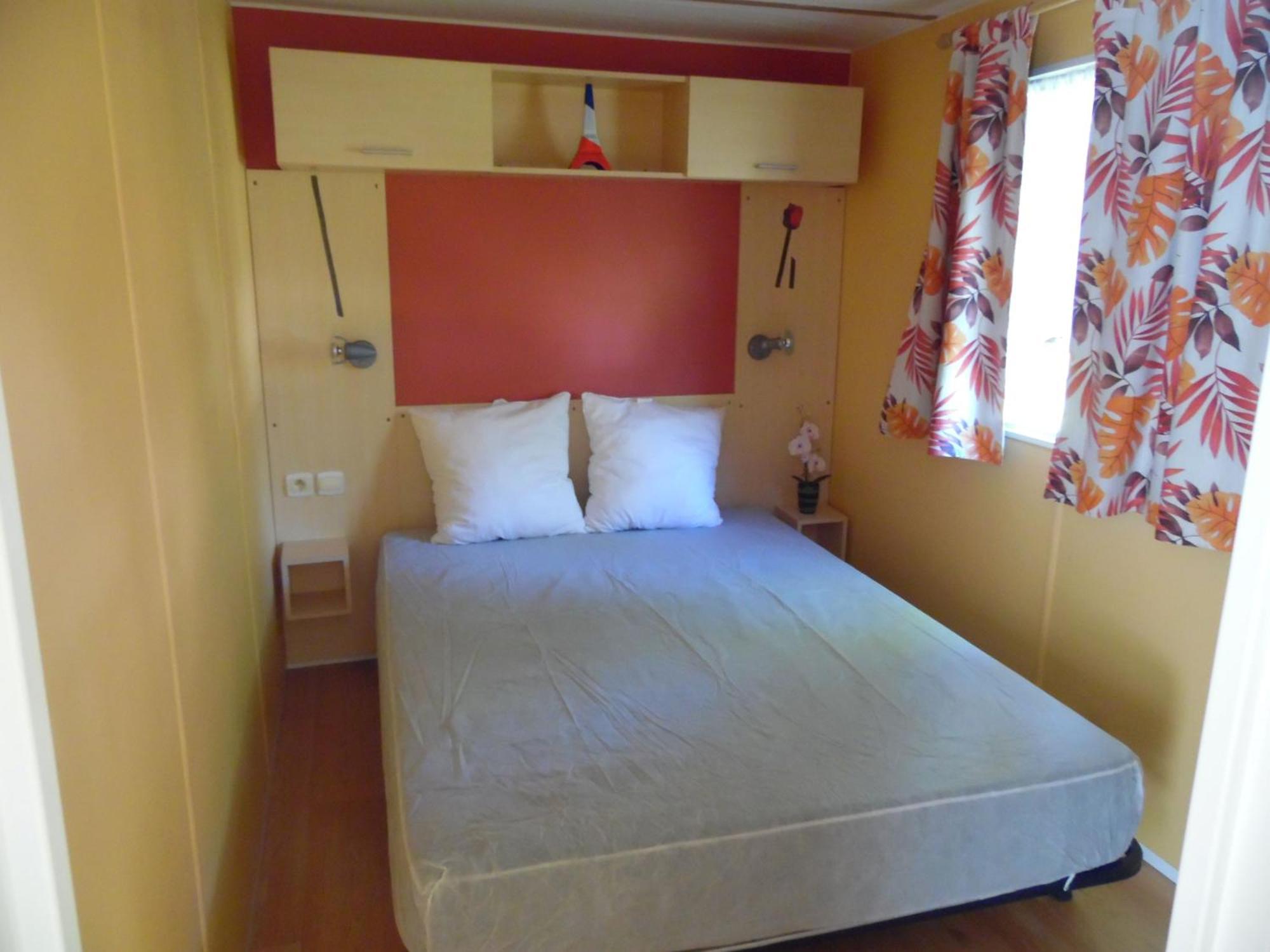 Camping Les Paillotes Payrac Bagian luar foto