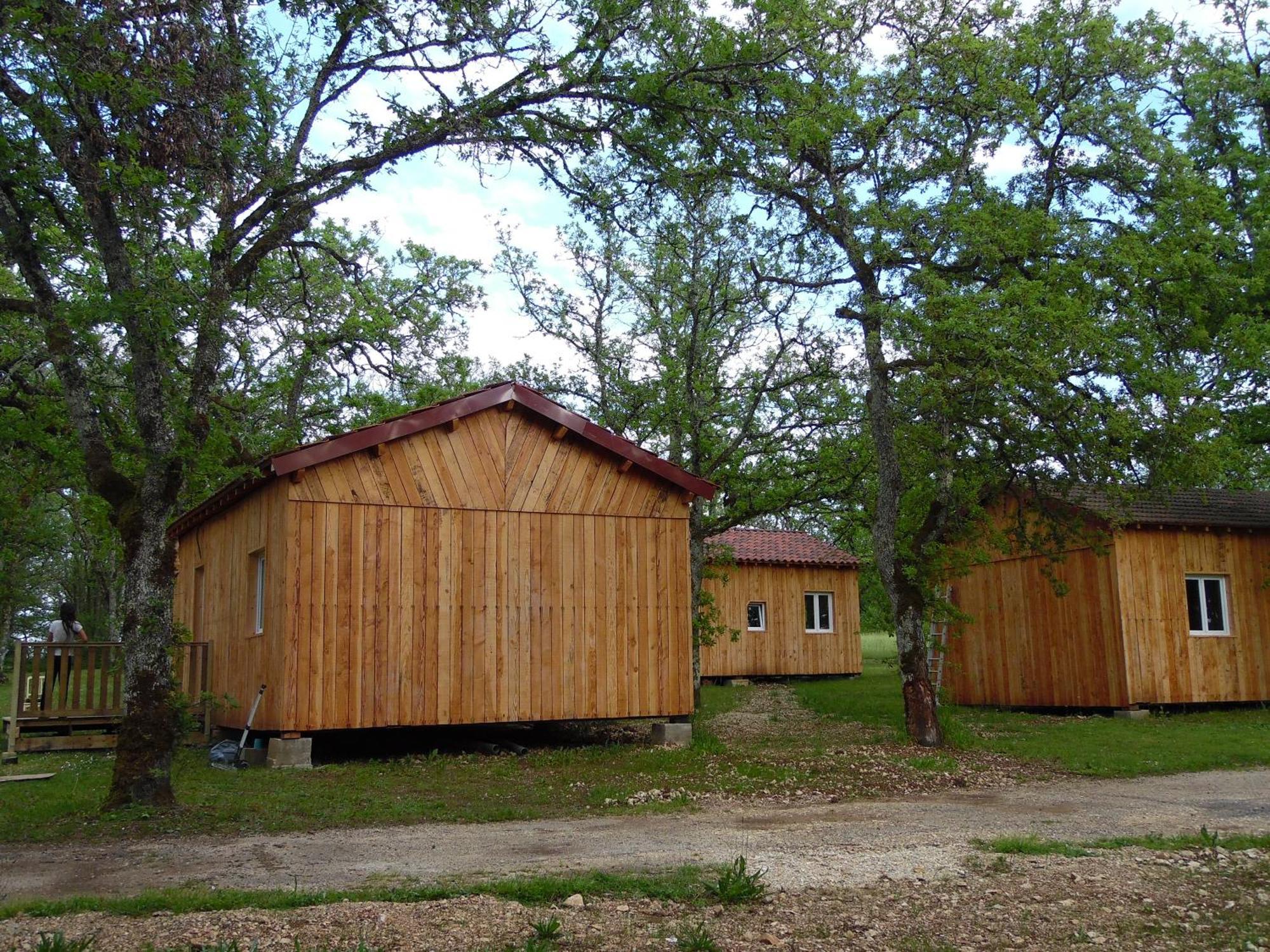 Camping Les Paillotes Payrac Bagian luar foto